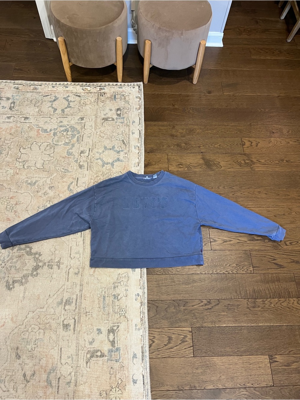Levi's Women's Navy Blue Crewneck Sweatshirt